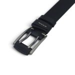Detaliu cataramă metalică argintie cu dublu pin, curea neagră EVROS CRDE-0561
